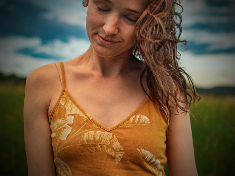 Uplift mood and Feel Calm with Soothing Bird Sounds (Single)