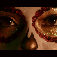 HOLD ME TIGHT OR DON'T (MV) (Single)