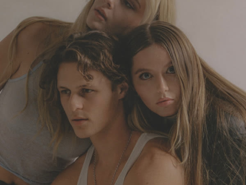 All Around Me (Single)