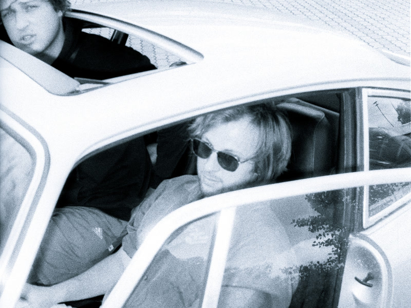 BRÓDNOWSKI (Single)