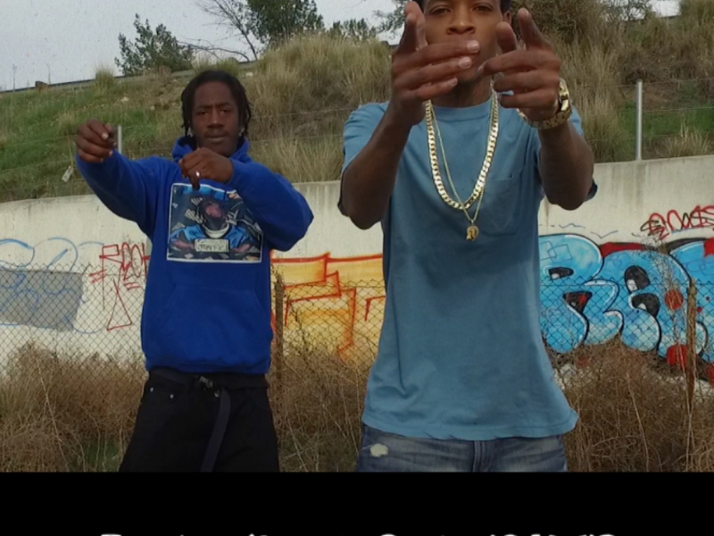 Hold Up (feat. Traffic)