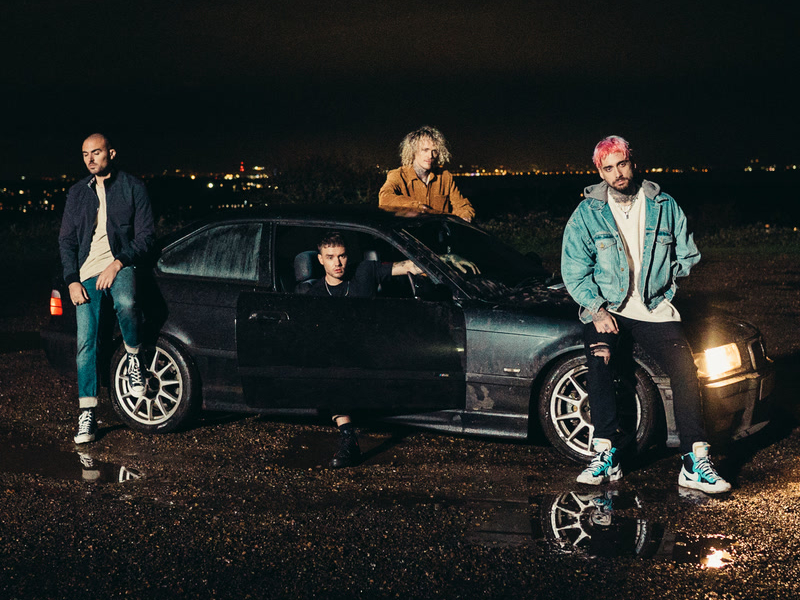 Live Forever (Remixes) (Single)