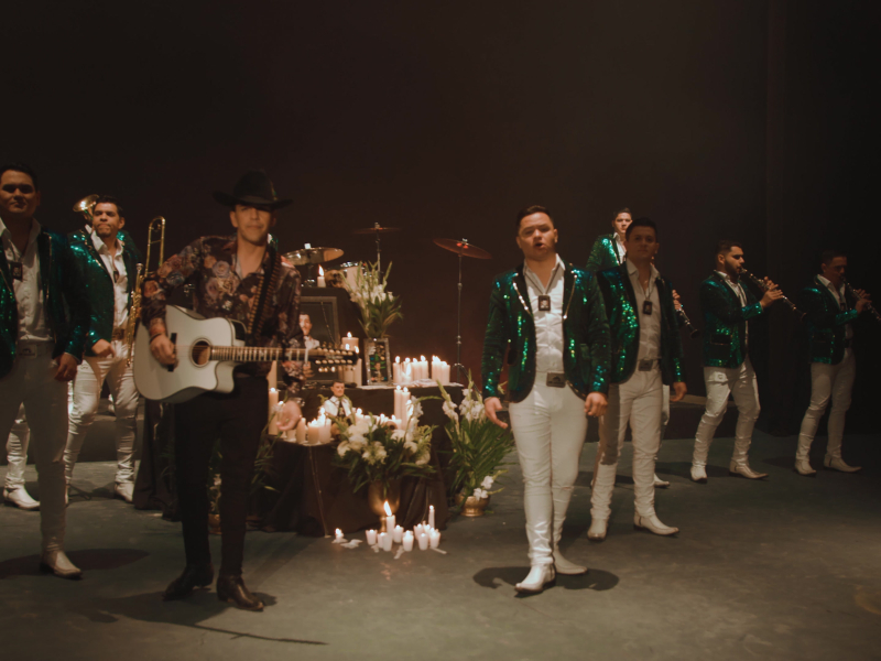 El Santo Del Pueblo (MV) (Single)