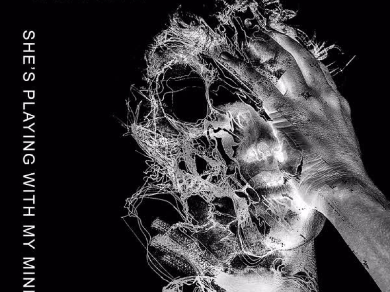 She's Playing with my Mind (Single)