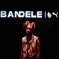 Deus em Pele de Farsa (Single)