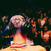 AQUECIMENTO DO SENTA KIKA & DESCE NO PIQUE DO 135 BPM (Single)