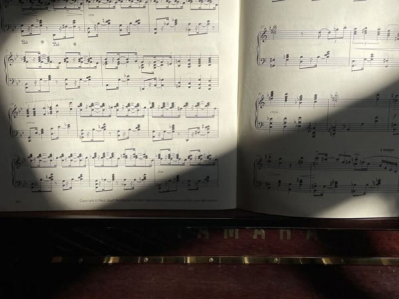 Ambientl Piano Relaxing Music