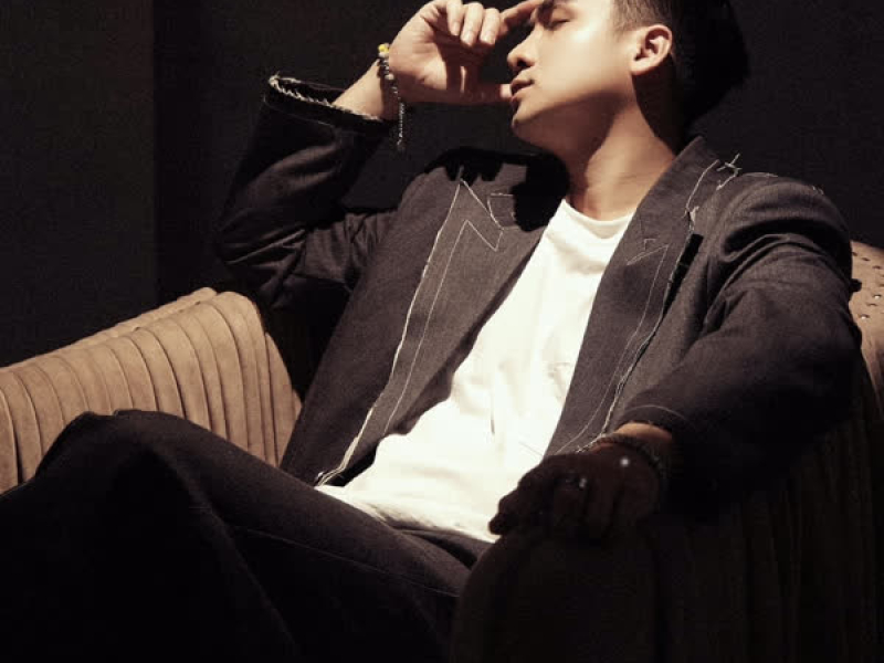 Mình Tập Yêu Nhau (Royce x GemV Remix) (Single)