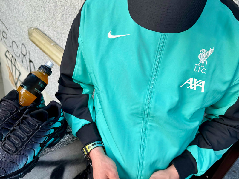 LAPROVINCE #4 (Single)