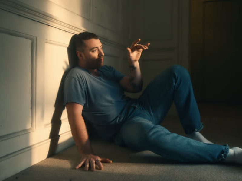 Diamonds (MV) (Single)