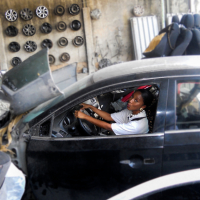 Encantos Mil (Single)