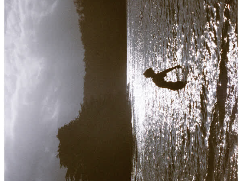 Hold Me Like A Summer (Single)