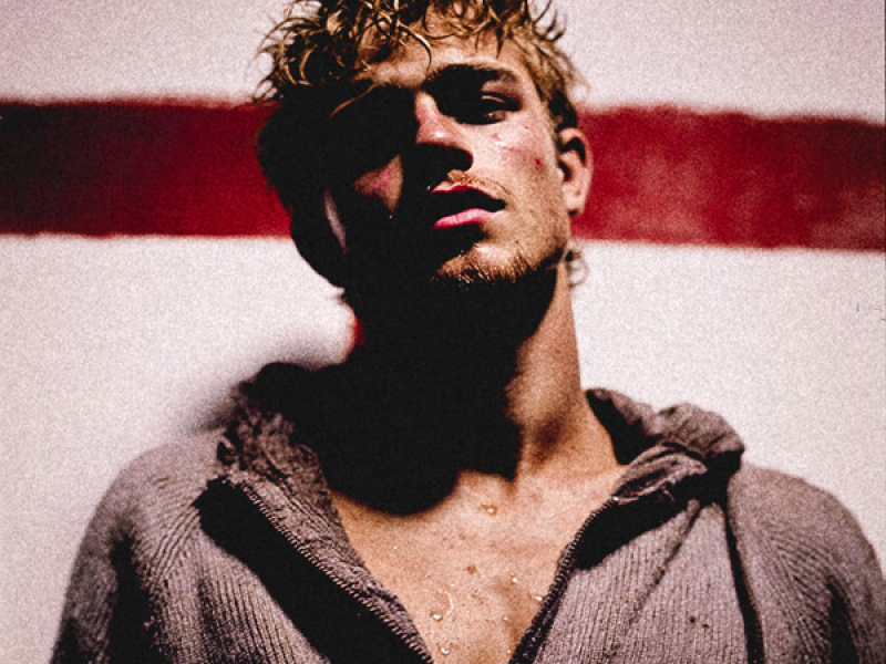 ALGÚEM MAIS AQUI MORREU POR VOCÊ? (Single)