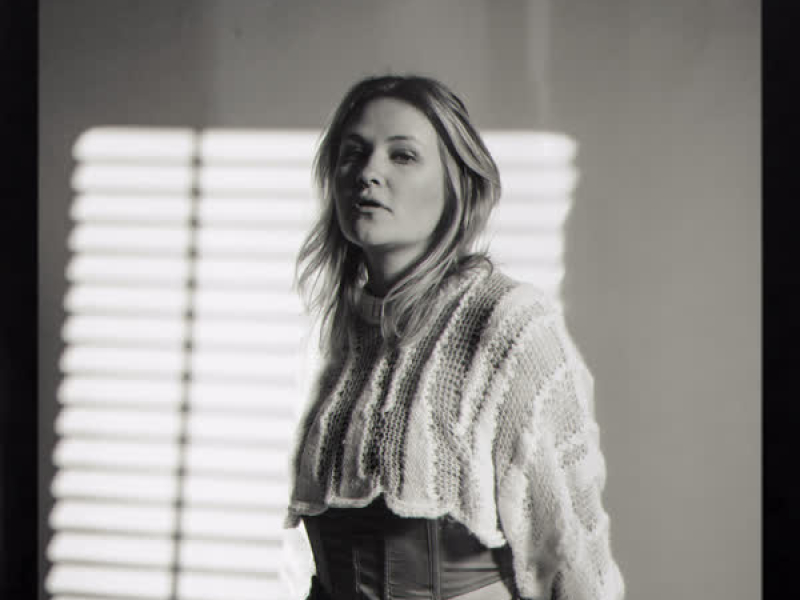 Girl with the Heartache (Single)