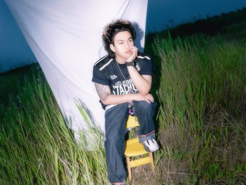 Our love must go on (Single)