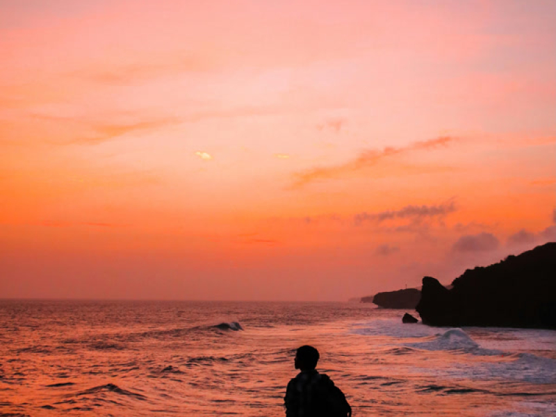 Bertahan dalam luka yang tak pernah pergi (Single)