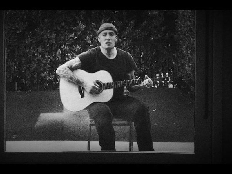 Don't Let Me Disappear (Single)