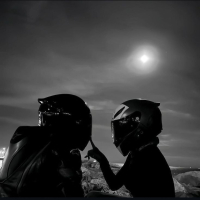 Talking to the Moon x Esclava (EP)