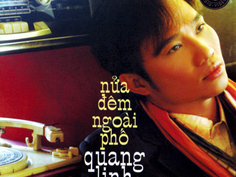 Nửa Đêm Ngoài Phố