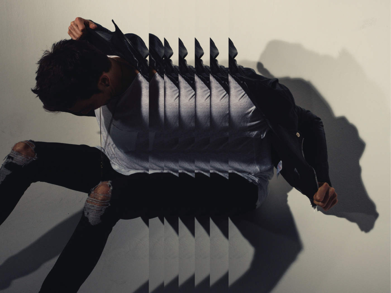 Kisses Back (Single)